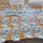 غرداية.. ضبط 19 ألف دولار وتوقيف 3 أشخاص بمطار مفدي زكرياء