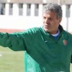 ين يحيى يكشف عن تشكيلته الأساسية لمواجهة الغريم شباب بلوزداد