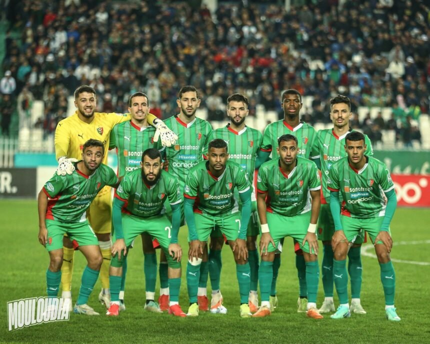 إدارة مولودية الجزائر تعلن استدعاء ثمنية لاعبين لـ “الخضر”