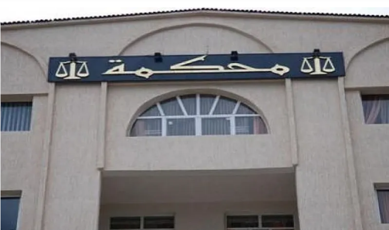 إلتماس 10 سنوات حبسا لمتهمين رميا المؤثرات العقلية بالمرحاض لحظة توقيفهما