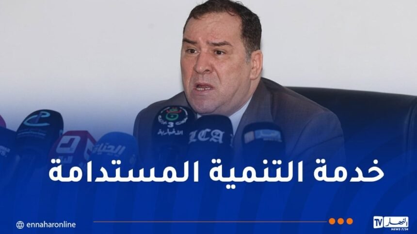 وزير الاتصال: أدعو الصحافة لأن تكون قوة إقناع للتعريف بفرص الاستثمار