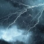 أمطار.. رعود وزوابع رملية في هذه الولايات