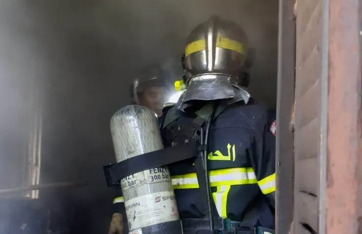 العاصمة.. إصابة شخص في حريق منزل بباب الواد