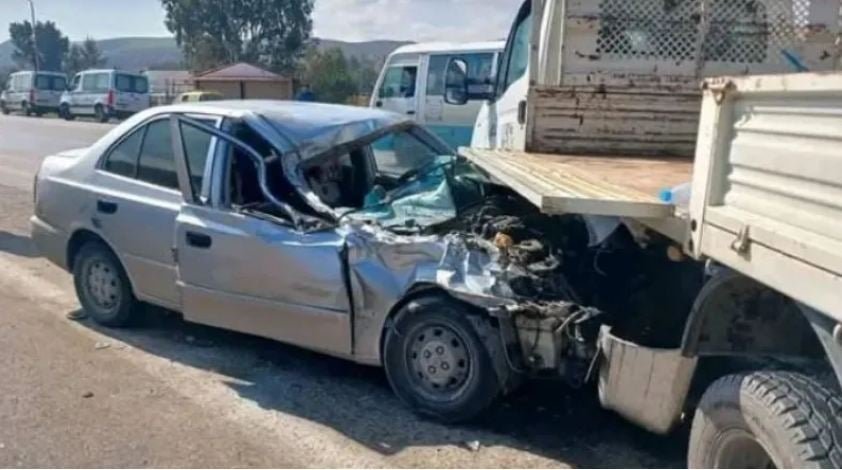 المسيلة.. 6 جرحى في اصطدام بين سيارة وشاحنة ببوسعادة