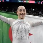 كيليا نمور تتألق في كأس العالم للجمباز بالقاهرة وتتأهل لنهائي جهاز المتوازي
