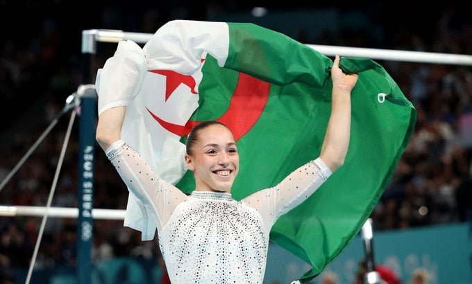 كيليا نمور تضيف ميدالية فضية لرصيدها في كأس العالم للجمباز
