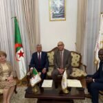 لقاء بين خلفان وزعلاني لبحث تمكين المرأة في الحياة السياسية وتعزيز ثقافة الانتخاب