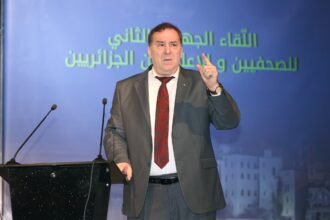 وزير الإتصال: الإعلام يجب أن يبقى بالمرصاد للحملات التشويهية التي تستهدف الجزائر