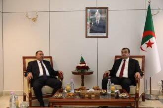 إجتماع هام لمتابعة مشروع إنشاء شركة وطنية للنقل الجوي الداخلي