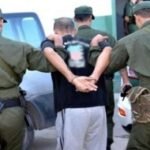 البليدة: توقيف شخصين بعد تداول فيديو مسلح يهدد السكان عبر مواقع التواصل الإجتماعي