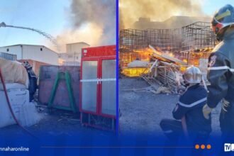 البليدة.. حريق حاويات بلاستيكية بالمنطقة الصناعية بـ بني مراد
