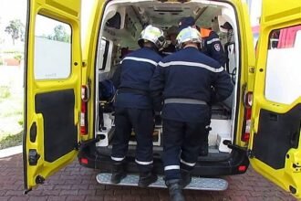 البويرة.. 4 جرحى في اصطدام تسلسلي بين عدد من السيارات