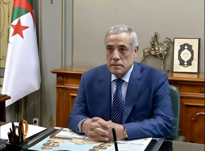 الوزير الأوّل يشرف على احتفالية اليوم العالمي لحرية الصحافة