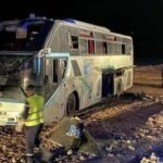 بشار.. 7 جرحى في انحراف حافلة لنقل المسافرين