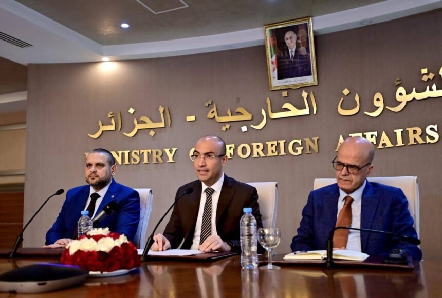 شايب يشرف على يوم تكوينيّ لفائدة أعضاء الوفد القنصلي المكلف بتأطير موسم الحج