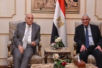 عطاف في القاهرة للمشاركة في الاجتماع الوزاري لدول الجوار بشأن الأزمة في ليبيا