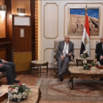 عطاف يشارك اليوم بالقاهرة في الاجتماع الوزاري للآلية الثلاثية لدول الجوار بشأن الأزمة في ليبيا