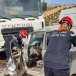 عين الدفلى.. 6 جرحى في اصطدام  بين سيارة وشاحنة بـ اولاد المهدي
