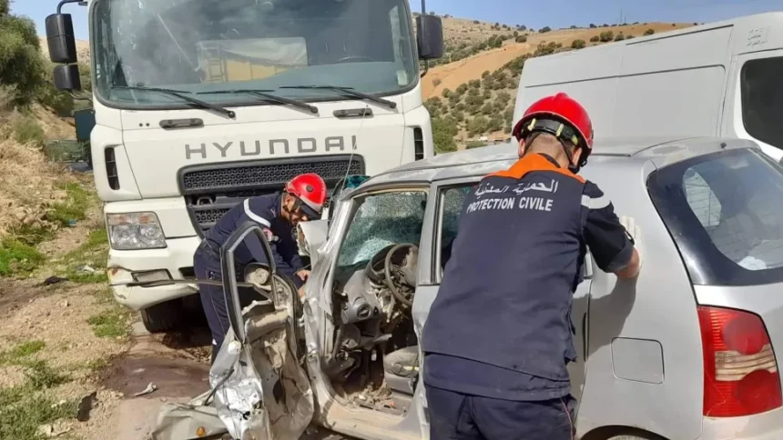 عين الدفلى.. 6 جرحى في اصطدام بين سيارة وشاحنة بـ اولاد المهدي