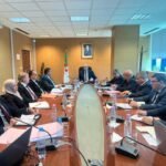 وزير التجارة يأمر بالمتابعة الدورية للمشاريع الاستثمارية ومراجعة النظام التعويضي لمستخدمي القطاع