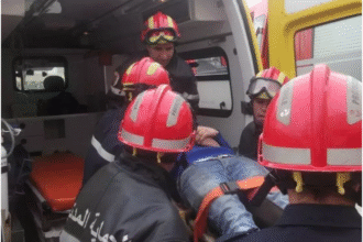 وفاة 3 أشخاص وإصابة اثنين آخرين في حادث دهس شاحنة لنقل السيارات بالطارف