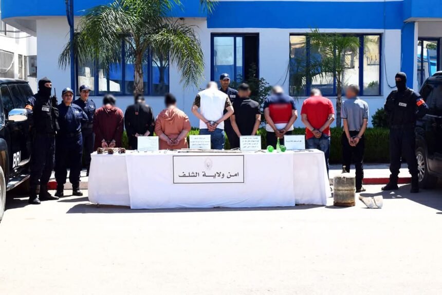 أمن الشلف يطيح بعصابة أحياء وحجز أسلحة بيضاء