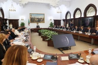 أوامر رئاسية بإثراء النصوص والآليات القانونية للهيئتين المكلفتين بالاستيراد والتصدير