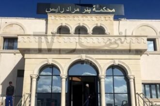 إيداع شابين الحبس المؤقت بعد محاولة تهريبهما التبغ وسجائر الكترونية