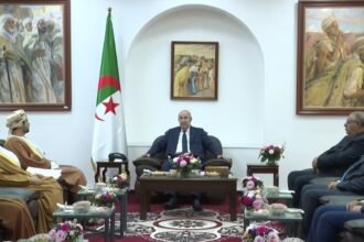 الرئيس تبون يستقبل وزير التجارة والصناعة وترويج الاستثمار العُماني