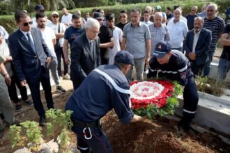 المجاهد مصطفى بودينة يوارى الثرى بمقبرة العالية 