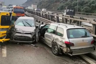 بجاية.. 8 جرحى في اصطدام تسلسلي بين 4 سيارات بخراطة