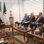 سعيود يستقبل وفدًا عمانيًا لبحث التعاون في مجالات النقل والخدمات اللوجستية