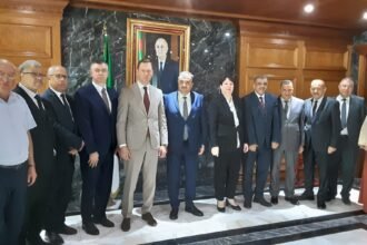 عرقاب يبجث مع رئيس شركة “جيوتاك” الروسية التعاون في الاستكشاف المنجمي والنفطي