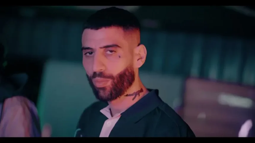 مقاضاة المغني “ديدين كلاش” بسبب أغنيته “سبايدر”