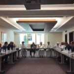 مولى يتباحث مع  وزير التجارة والصناعة وترويج الاستثمار العماني