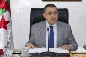 وزير الداخلية يستقبل وزير العدل والشرطة السويسري