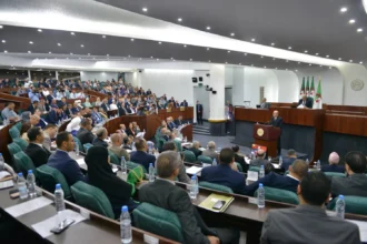 اختتام الدورة البرلمانية الخميس ..وتأجيل مشروعي قانون الأحزاب والانتخابات