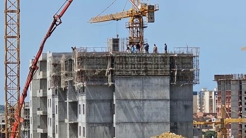 الانطلاق في انجاز 16 قطبا حضاريا في هذه الولايات