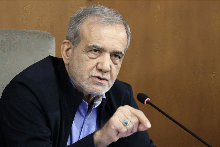 الرئيس الإيراني يصدق على قانون يعلق التعاون مع وكالة الطاقة الذرية