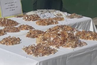القضاء يباشر في محاكمة متهمين بتهريب الذهب باستعمال سجلات صورية