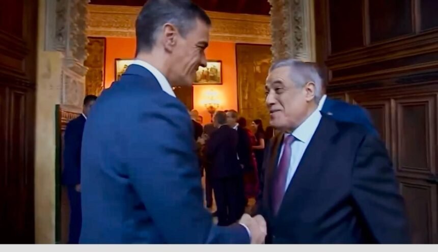 الوزير الأول يلتقي رئيس الحكومة الإسبانية.. هذا مادار بينهما