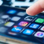بسبب مواقع التواصل الاجتماعي.. كابوس يلاحق حياتي الزوجية
