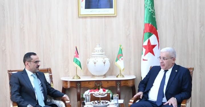 بوغالي يستقبل سفير الأردن لدى الجزائر