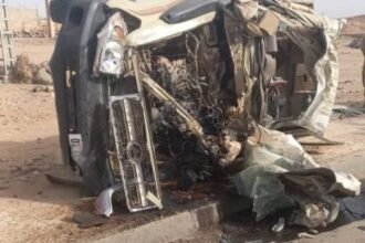 تامنغست.. قتيل وجريحان في اصطدام سيارة نفعية بعمود كهربائي