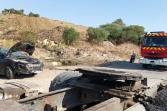 جيجل .. 6 جرحى في اصطدام  بين سيارة وشاحنة بالطاهير