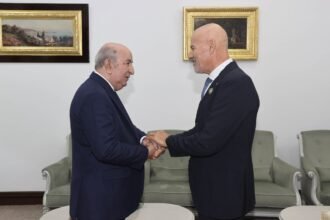 رئيس الجمهورية يستقبل المدير التنفيذي لعملاق الطاقة الإيطالي شركة “إيني”