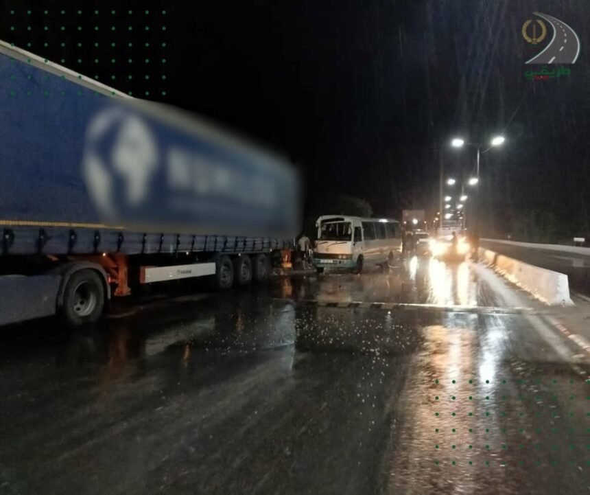 سكيكدة.. 5 جرحى في اصطدام بين حافلة وشاحنة ذات مقطورة