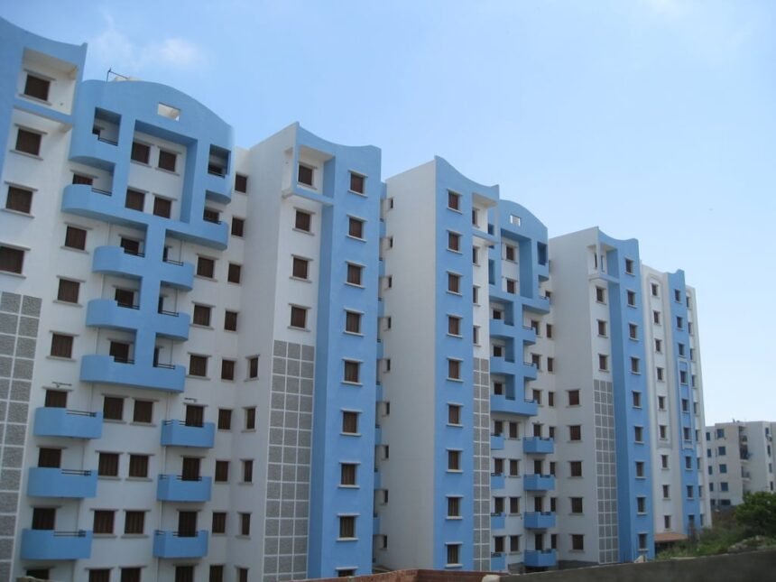 قطاع السكن يساهم بـ12 بالمائة في الناتج الوطني الإجمالي الخام