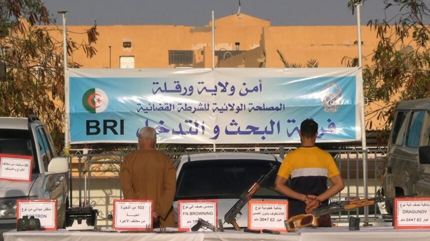ورقلة: تفكيك شبكة متاجرة بالأسلحة النارية وتوقيف شخصين