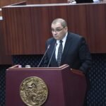 وزير العدل يعرض مشروع قانون الوقاية من تبييض الأموال وتمويل الإرهاب